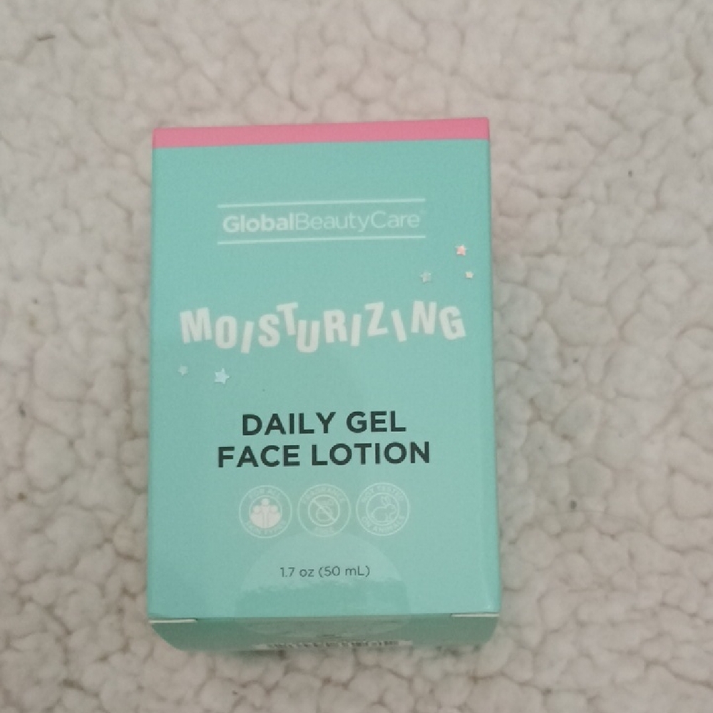 10 For $10 GlobalbeautyCare Moisturizing Daily Gel Face Lotion